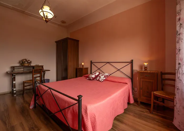 Sant'antimo 住宿加早餐酒店 3*