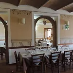 Locanda Sant'antimo Bed & Breakfast 3*