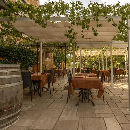 Locanda Sant'antimo Bed & Breakfast Montalcino